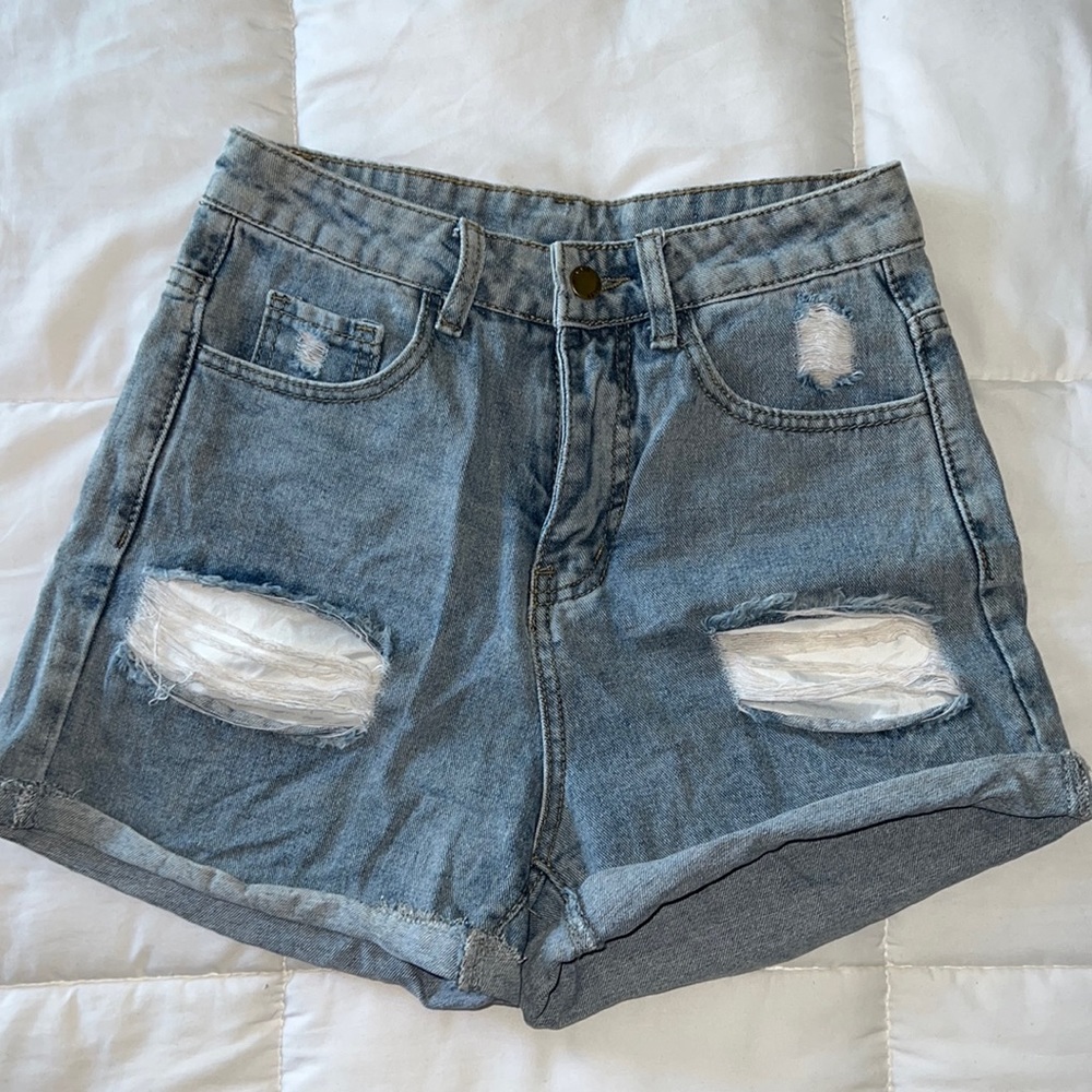 BLUE JEAN SHORTS